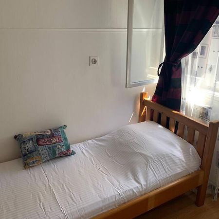 Cheerfull 2-Bedroom With Patio. Close To All Ameneties. ザグレブ エクステリア 写真